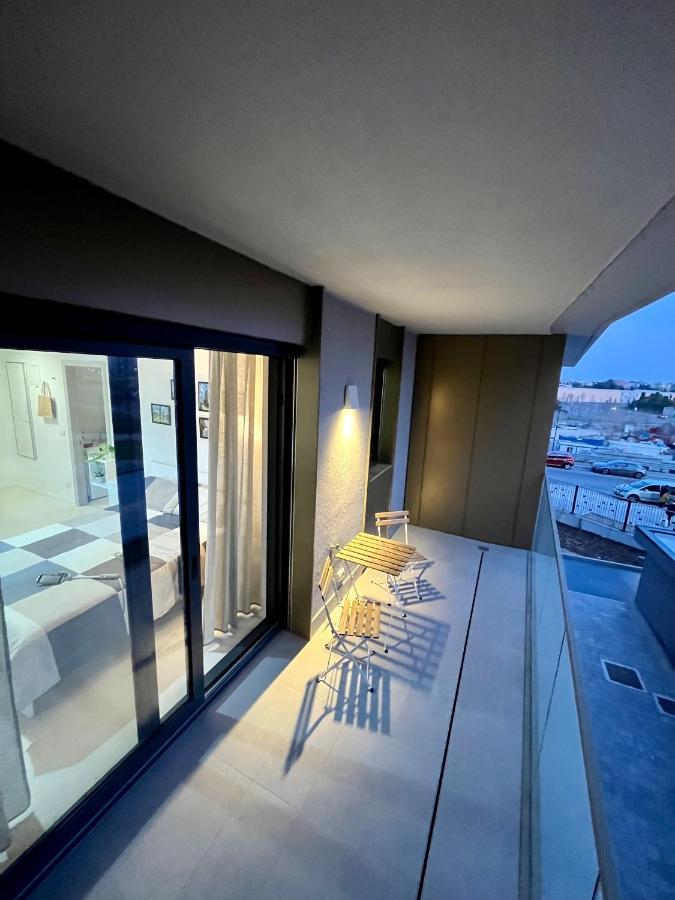 Apartamento East Uptown High Tech Studio *